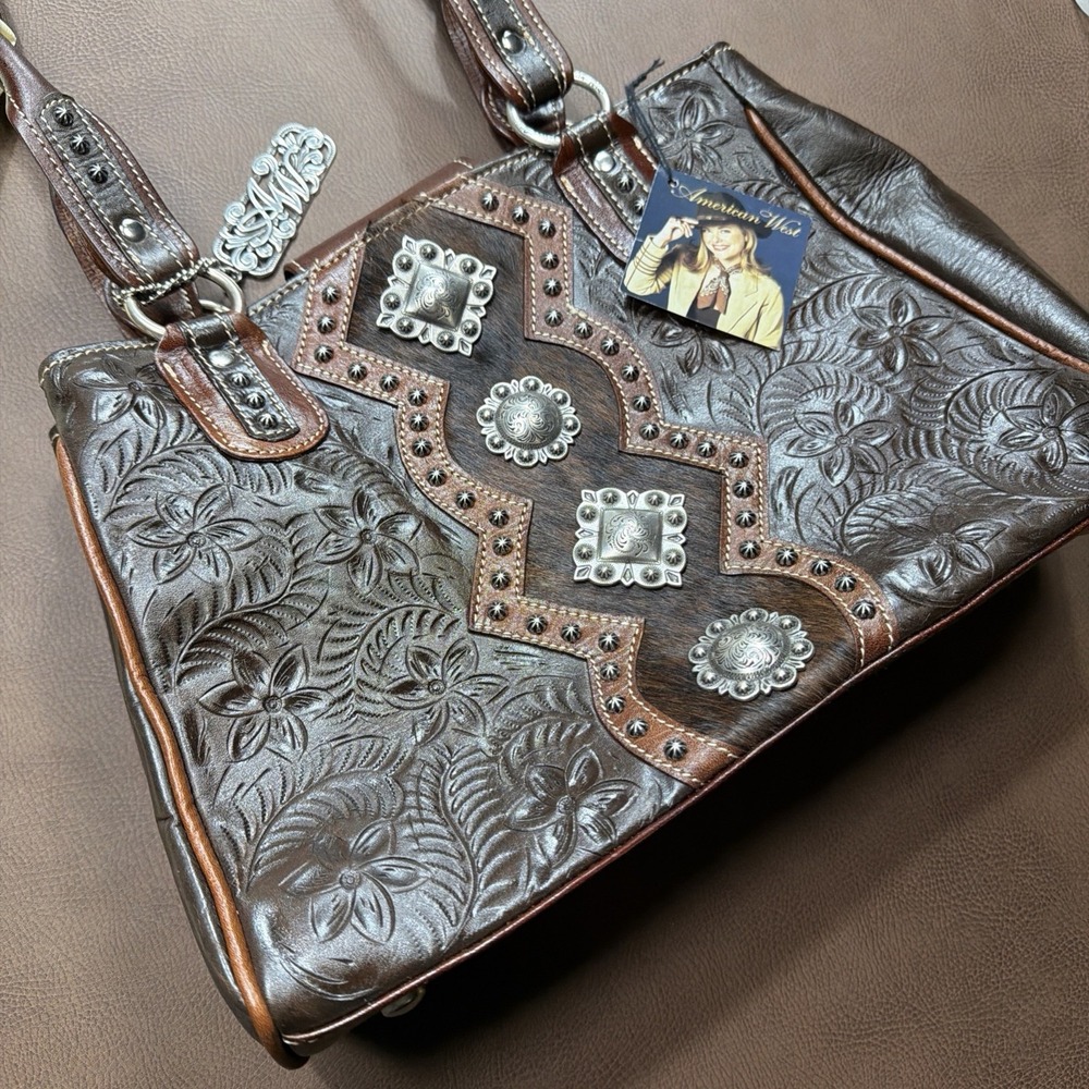 AMERICAN WEST Western Shoulder Bag Leather Purse Studded Hand Engraved Hide New!